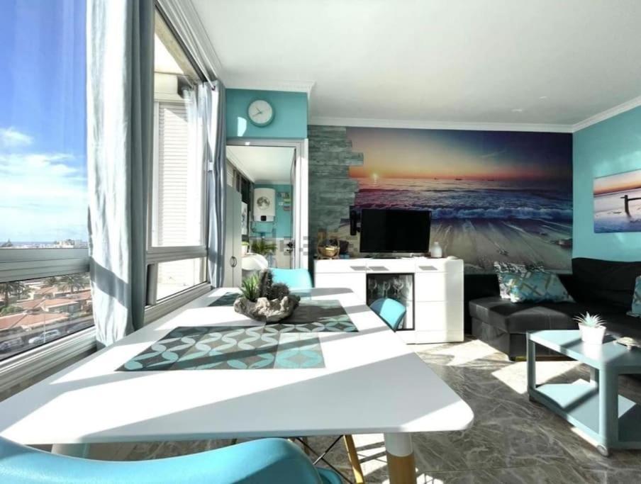 Traumhafte Wohnung Mit Panoramablick Und Pool Playa del Inglés Kültér fotó