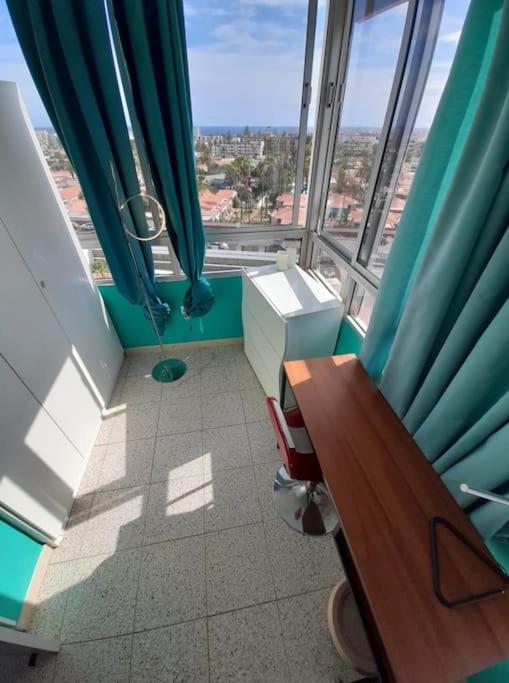 Traumhafte Wohnung Mit Panoramablick Und Pool Playa del Inglés Kültér fotó